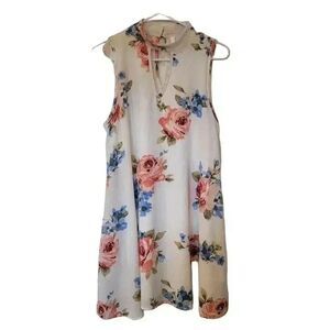 Daisies Women's Creamy White Floral Dress